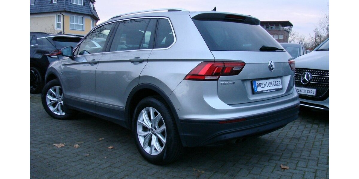 VW Tiguan 2.0TSi Comfortline BMT 4M SHZ ACC LED AHK 69.021 km 24.980 &euro; Falkensee 14612