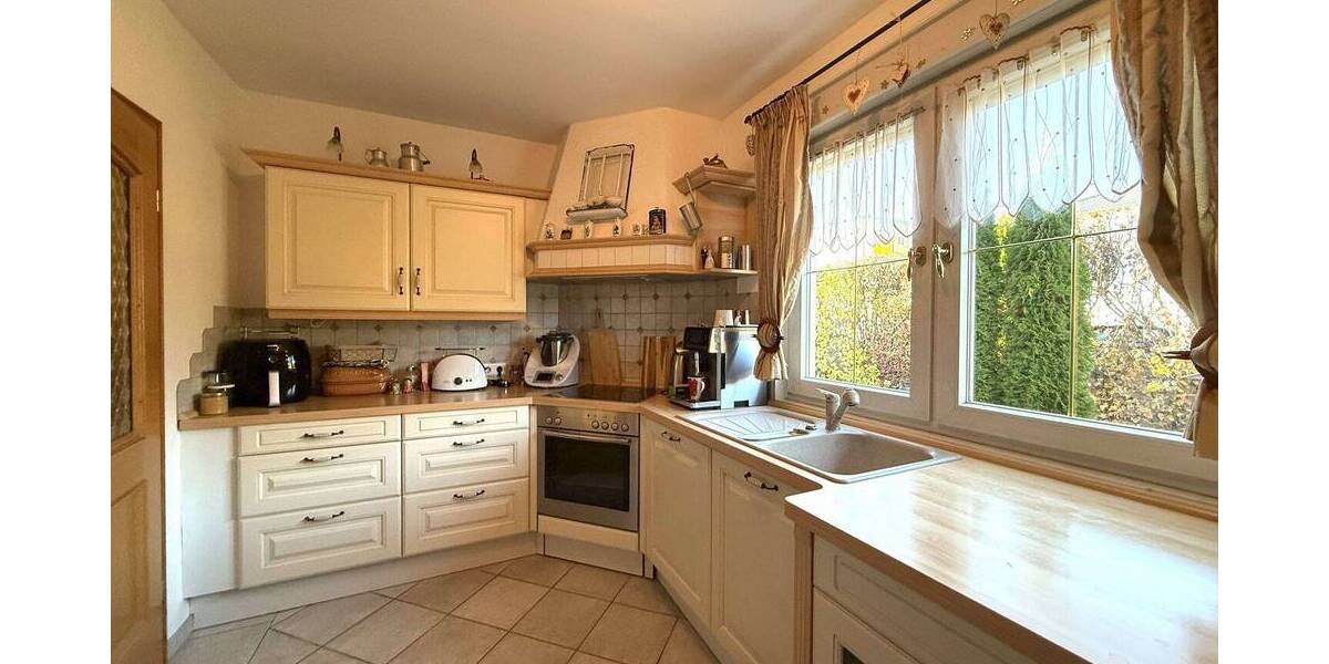 Bungalow Ruhstorf an der Rott Ruhstorf - 7 Zimmer, 218 m&sup2;, 690.000&euro; | Angebot:26171601