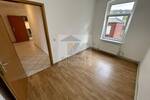 Schicke Etagenwohnung mit toller Einbauküche & PKW Stellplatz im Ostviertel!