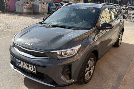 Kia Stonic 55.000 km 15.300 &euro; Köln 50674