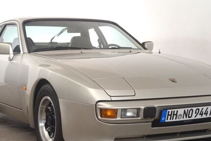 Porsche 944 106.490 km 27.900 € Hamburg 20537