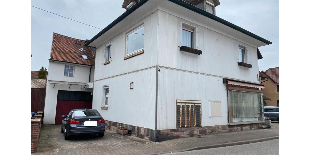 Einfamilienhaus Gaggenau - 7 Zimmer, 180 m&sup2;, 1.950&euro; | Angebot:26637820