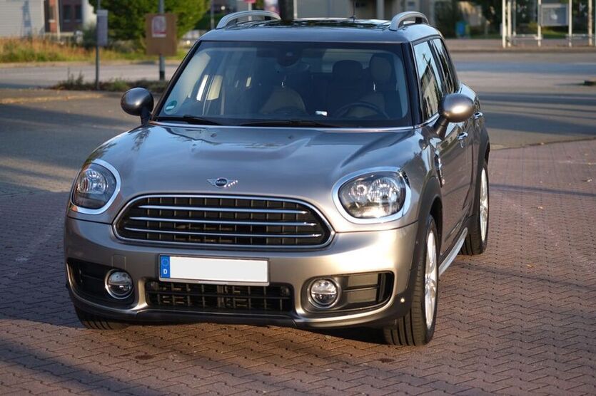 One D Countryman
