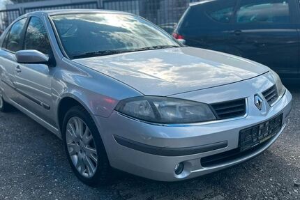Renault Laguna 144.100 km 2.500 &euro; München 80995