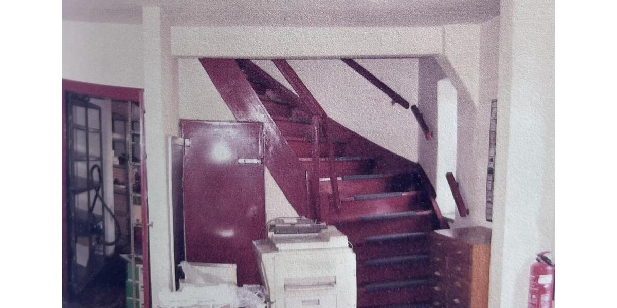 Einfamilienhaus Aue-Bad Schlema Bad Schlema - 6 Zimmer, 295 m&sup2;, 145.000&euro; | Angebot:25942403