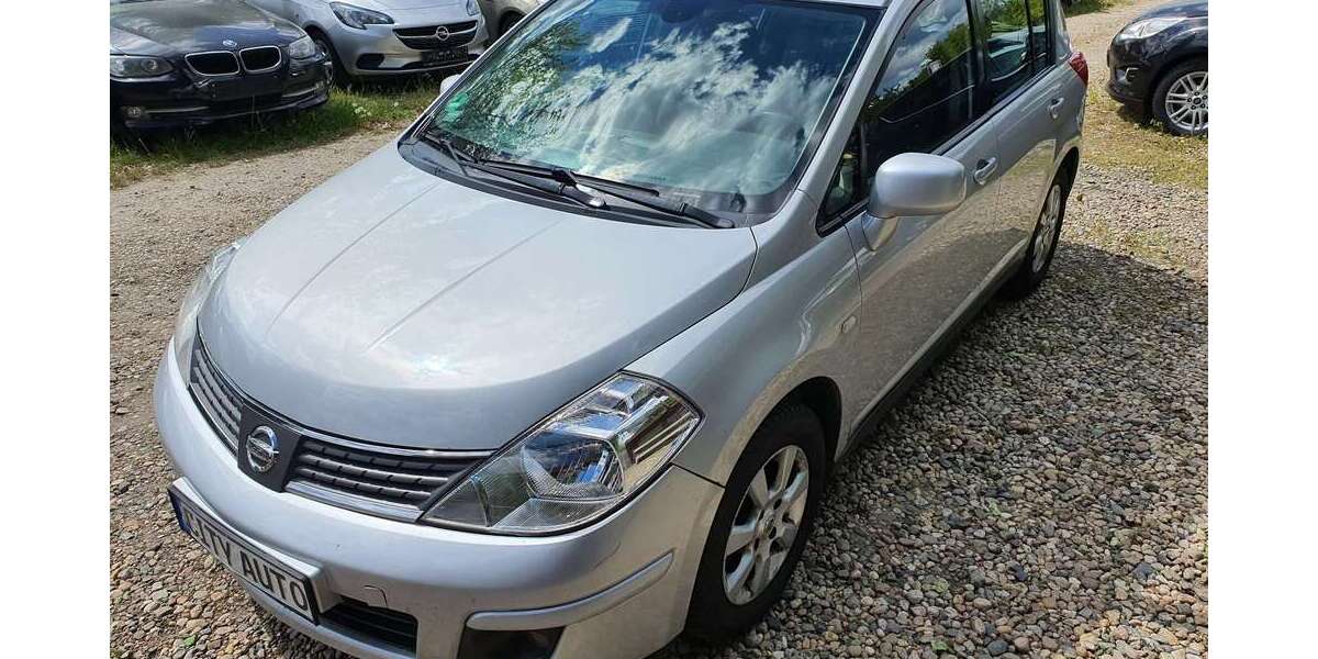 Nissan Tiida 209.500 km 1.970 &euro; Berlin - Pankow 13127