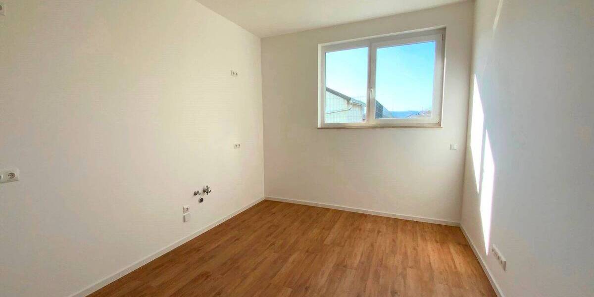 Etagenwohnung Zöllnitz - 2 Zimmer, 81 m&sup2;, 940&euro; | Angebot:26641893