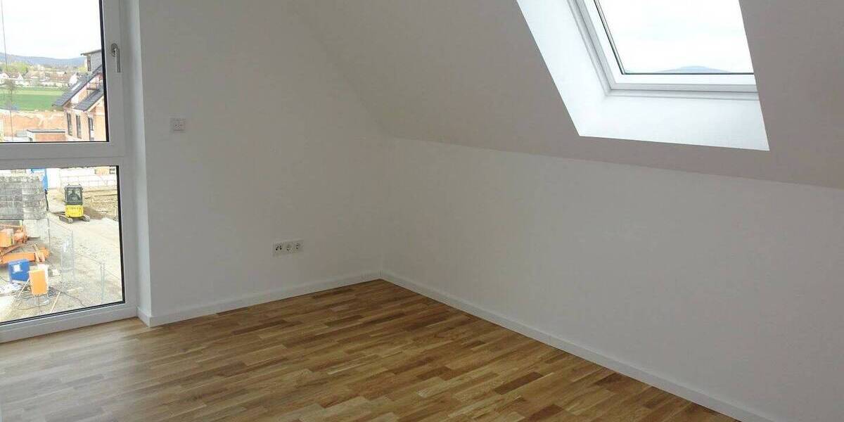 Etagenwohnung Liederbach Oberliederbach - 4 Zimmer, 114 m&sup2;, 1.890&euro; | Angebot:26656930