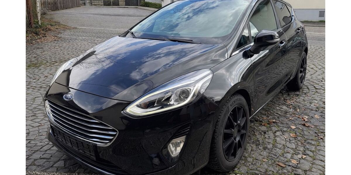 Ford Fiesta 111.022 km 7.300 &euro; Limburg an der Lahn 65552