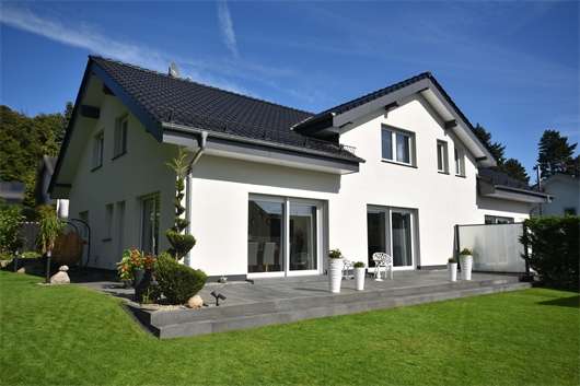 Einfamilienhaus Steinhagen - 9 Zimmer, 338 m&sup2;, 1.385.000&euro; | Angebot:24983453