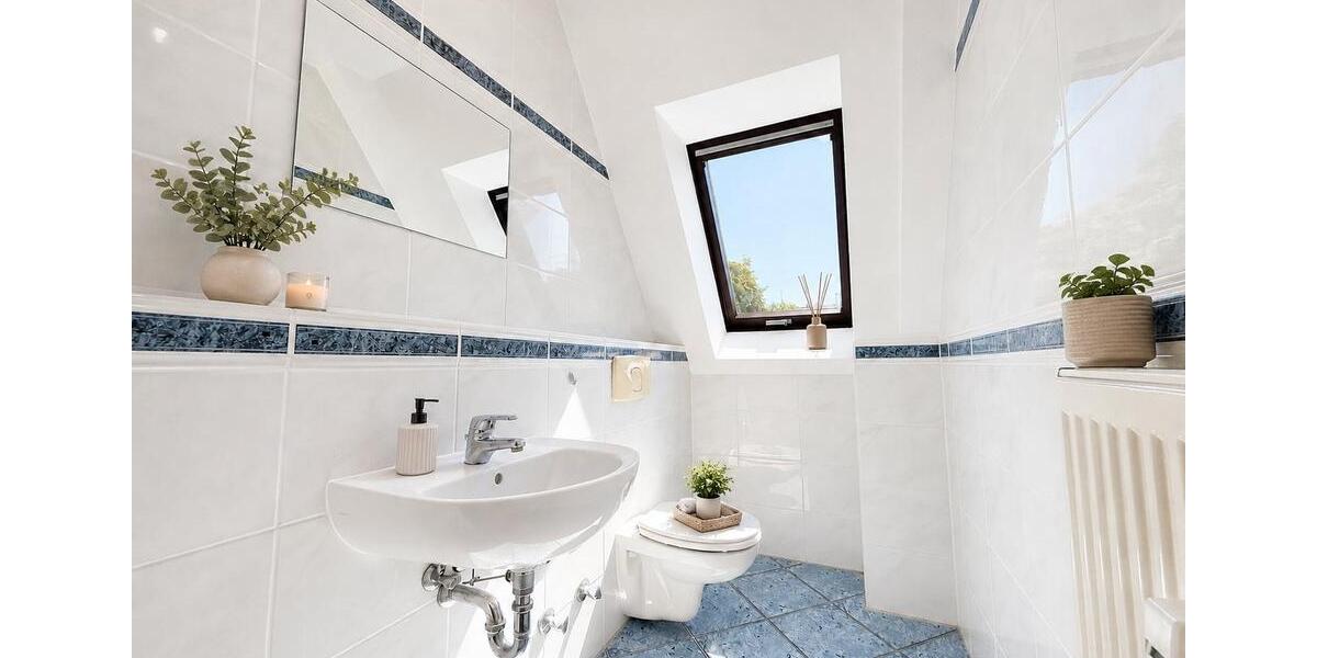 Dachgeschoßwohnung Leipzig Mitte - 4.5 Zimmer, 118 m&sup2;, 395.000&euro; | Angebot:27642205