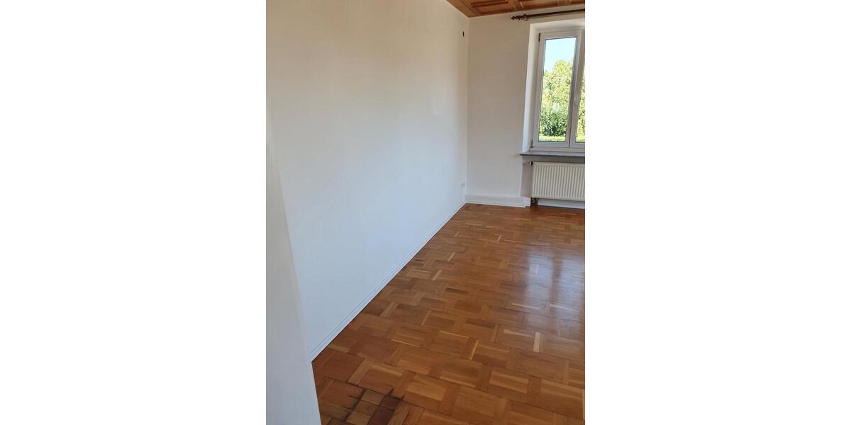 Einfamilienhaus Stockach - 6 Zimmer, 200 m&sup2;, 1.700&euro; | Angebot:26147151