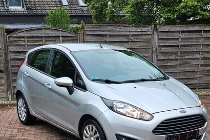 Ford Fiesta 61.000 km 8.000 &euro; Wesel 46487