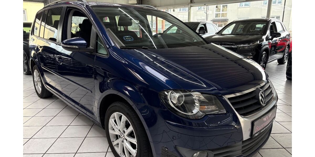 VW Touran 174.000 km 7.700 &euro; Leverkusen 51371
