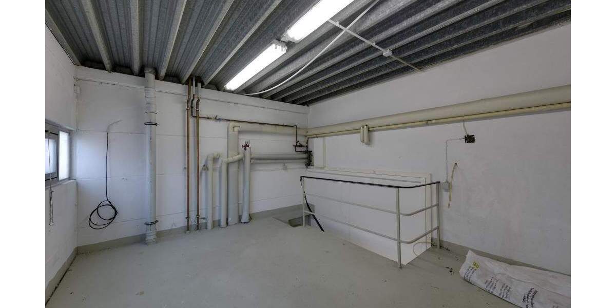 Einfamilienhaus Hochheim - 1 Zimmer, 300 m&sup2;, 1.600.000&euro; | Angebot:25772223