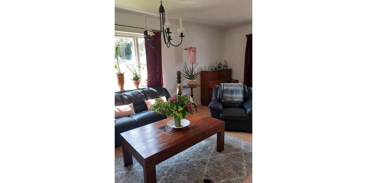 Einfamilienhaus Forstinning - 6 Zimmer, 168 m&sup2;, 850&euro; | Angebot:25442070