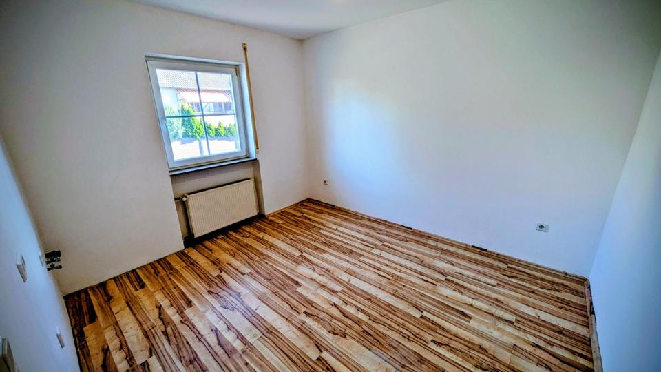Etagenwohnung Feuchtwangen - 2 Zimmer, 64 m&sup2;, 540&euro; | Angebot:25539750