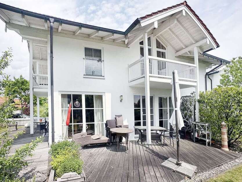 Haus zum Mieten in Seeon 2.200 € 200 m²