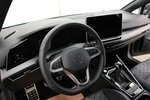VW Golf VIII Variant 1.5 TSI R-Line LED+KAMERA+ACC 38.673 km 26.900 &euro; Hagenow 19230