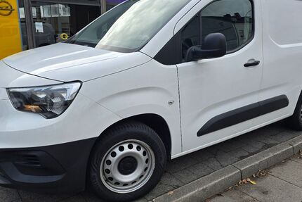 Opel Combo 101.852 km 11.186 € Brühl 50321