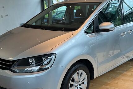 VW Sharan 176.000 km 9.899 € Walkenried 37445