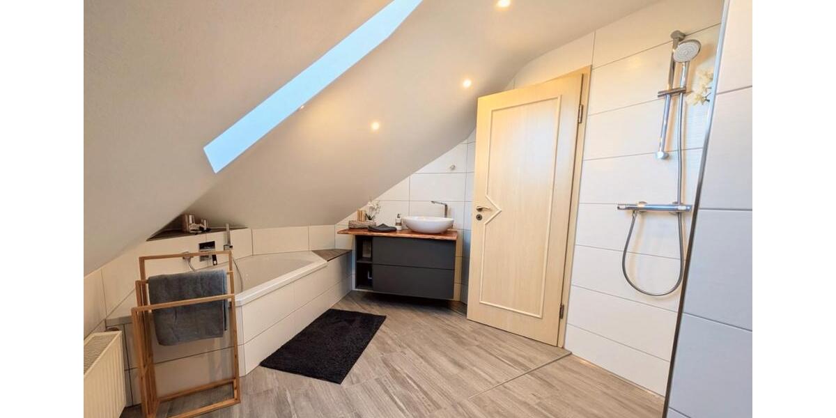 Einfamilienhaus Dingelstädt - 7 Zimmer, 195 m&sup2;, 395.000&euro; | Angebot:26948557