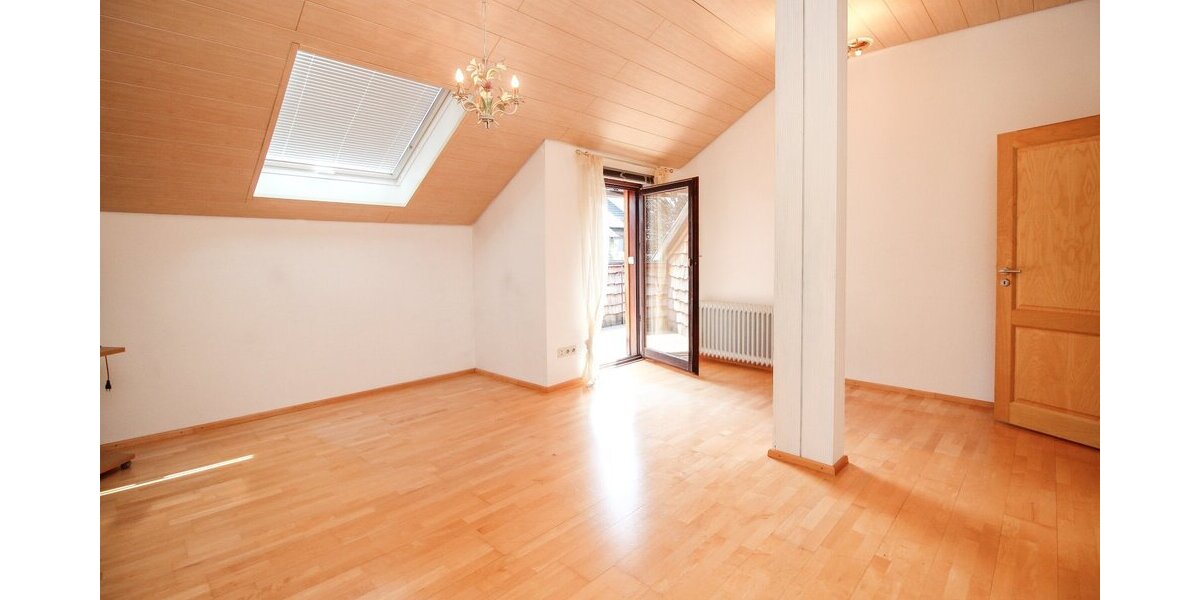 Wunderschöne Dachwohnung mit zwei Dachterrassen & Garage in Niedereschach - Dachgeschoßwohnung Niedereschach | Angebot:26364122