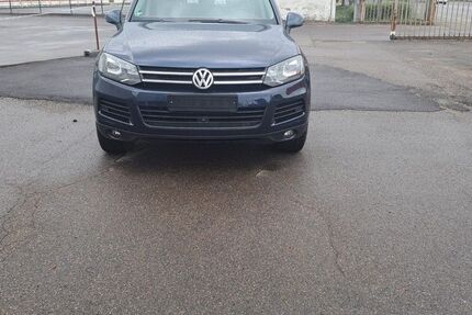 VW Touareg 189.000 km 14.800 &euro; Heilbronn 74081