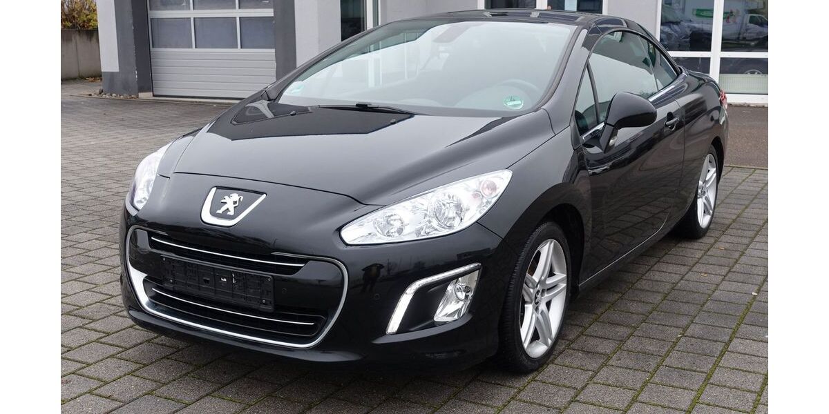 Peugeot 308 175.000 km 4.959 &euro; Essingen 73457