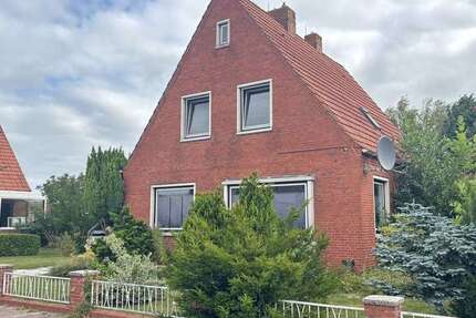 Haus Krummhörn / Pewsum Pewsum - 4 Zimmer, 90 m&sup2;, 680&euro; | Angebot:27161160