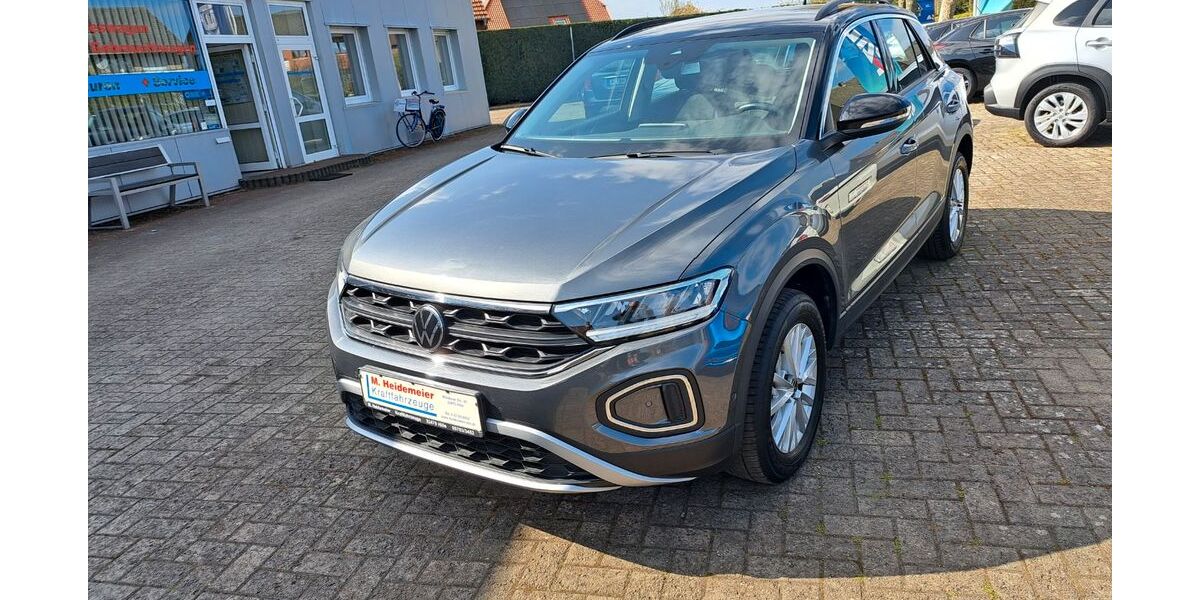 VW T-Roc 17.200 km 28.200 € Hille 32479