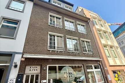 Haus zum Kaufen in Düsseldorf Altstadt 3.950.000 € 100 m²