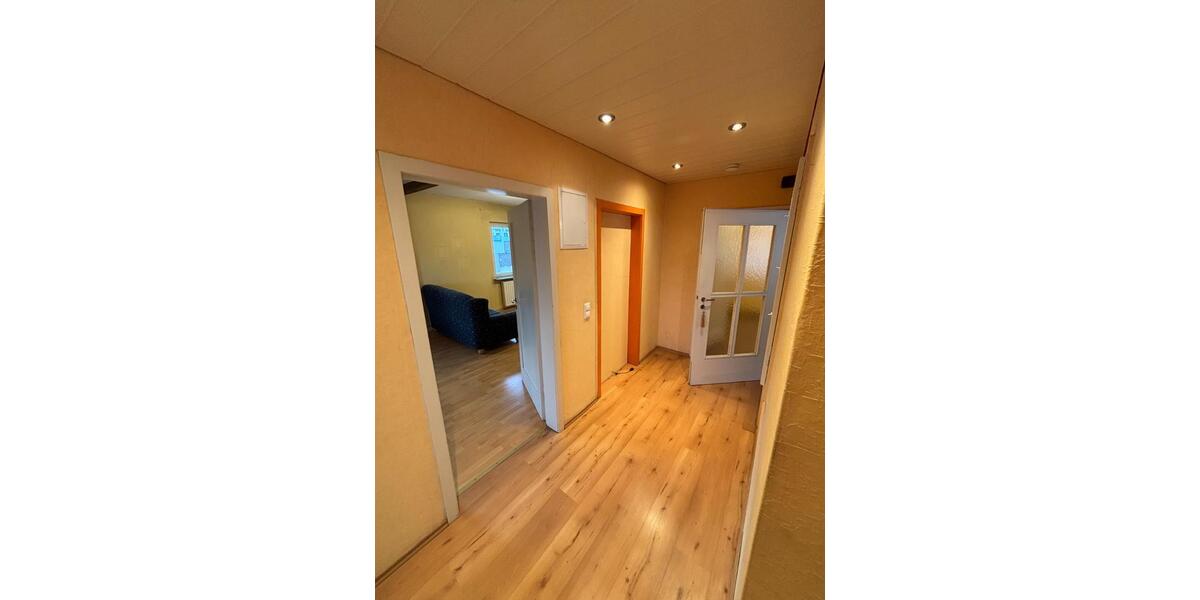 Mehrfamilienhaus, Wohnhaus Korntal-Münchingen Münchingen - 9 Zimmer, 196 m&sup2;, 890.000&euro; | Angebot:24865245