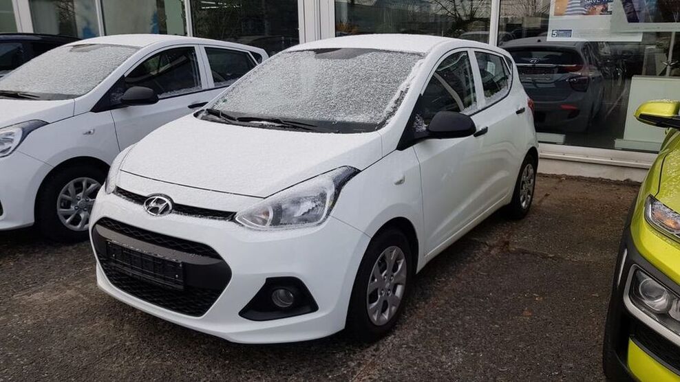 i10
