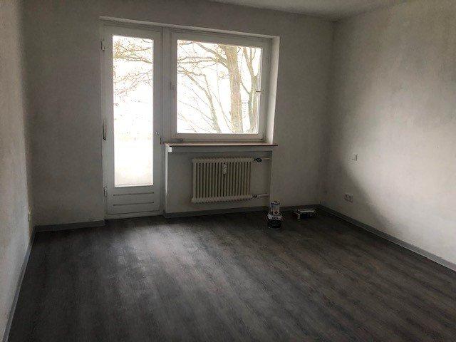 Etagenwohnung Baunatal - 4 Zimmer, 110 m&sup2;, 930&euro; | Angebot:26314378
