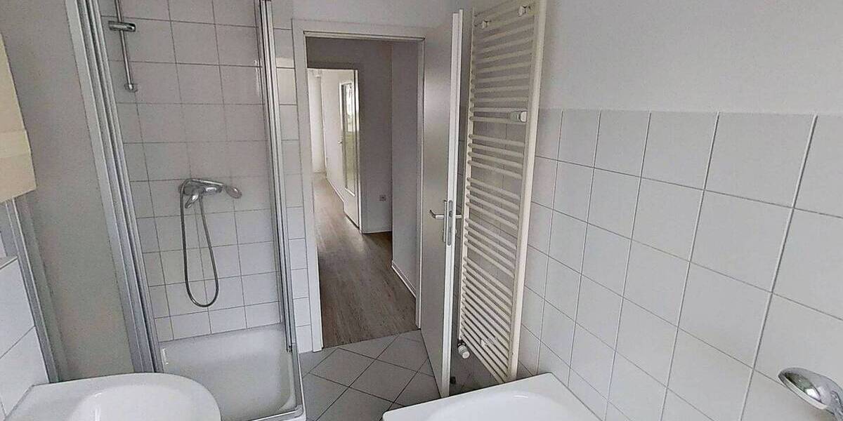 Etagenwohnung Paderborn Sennelager - 3 Zimmer, 70 m&sup2;, 599&euro; | Angebot:26929262