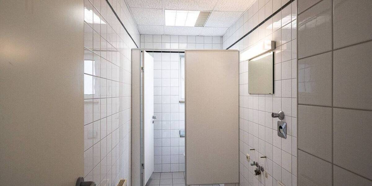 Gewerbeobjekt Wustermark Elstal - 4 Zimmer, 170 m&sup2;, 265.000&euro; | Angebot:26160801