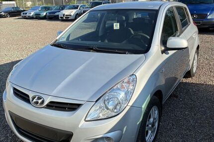 Hyundai i20 82.000 km 1.650 &euro; Konz 54329