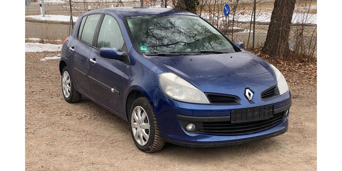 Renault Clio 188.000 km 2.400 &euro; Trostberg 83308