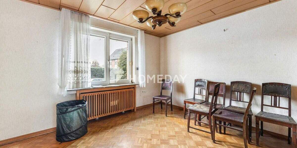 Einfamilienhaus Dinslaken Hiesfeld - 7 Zimmer, 220 m&sup2;, 499.000&euro; | Angebot:25357933