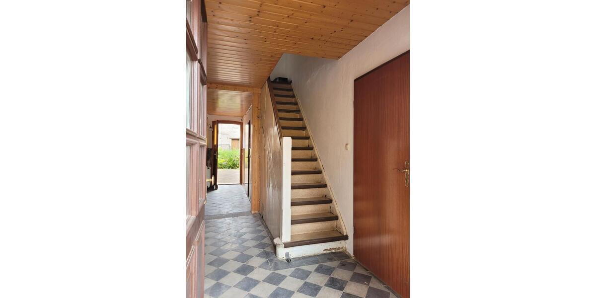 Reihenhaus Tangermünde - 7 Zimmer, 123 m&sup2;, 115.000&euro; | Angebot:26777785