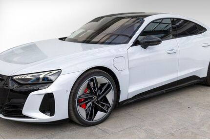 Audi RS e-tron GT 57.435 km 63.880 &euro; Rosenheim 83022