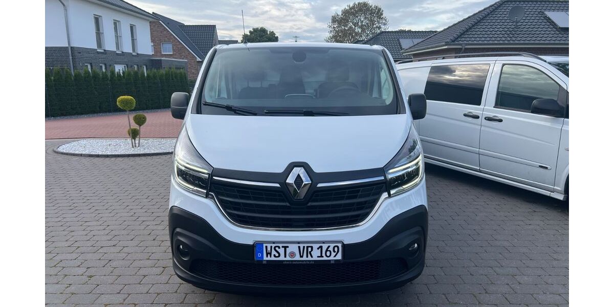 Renault Trafic 147.000 km 15.550 &euro; Apen 26689