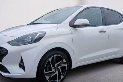 Hyundai i10 23.500 km 16.990 &euro; Vellmar 34246