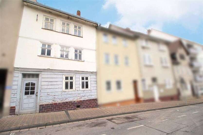 Haus zum Kaufen in Eschwege 70.000 € 130 m²