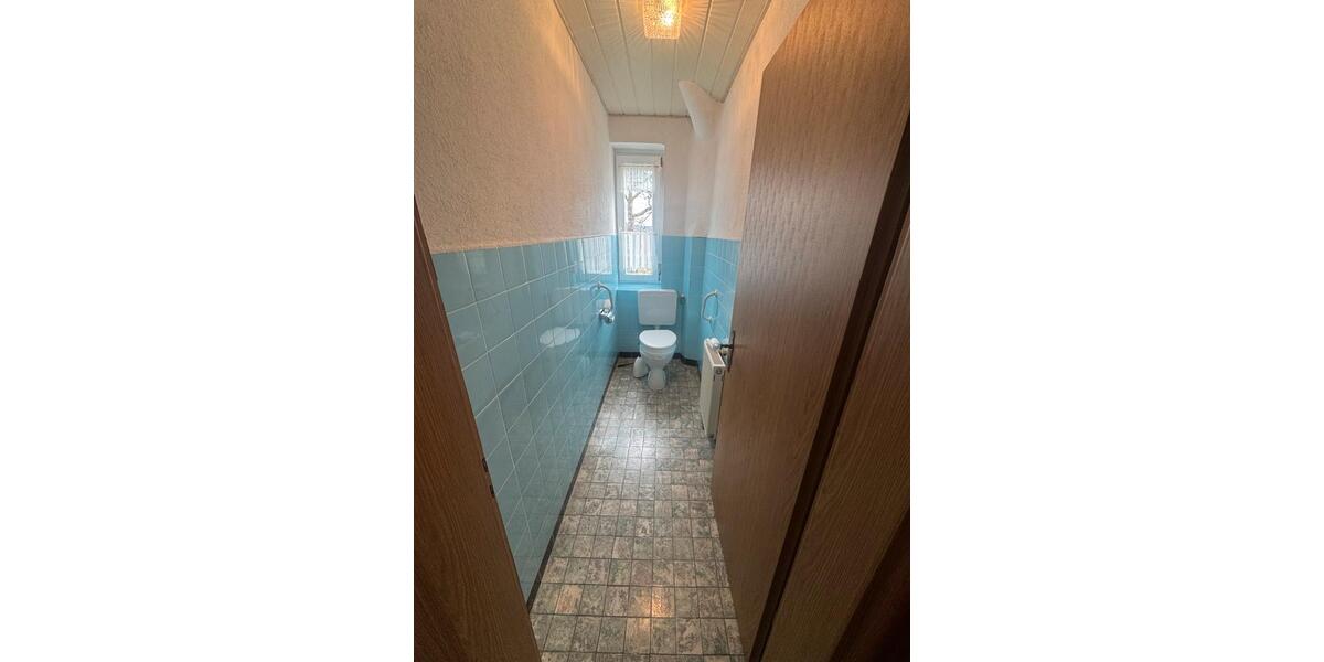 Einfamilienhaus Wemding - 7 Zimmer, 130 m&sup2;, 299.000&euro; | Angebot:25972206