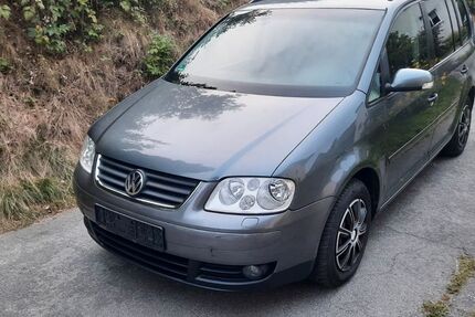 VW Touran 254.307 km 1.300 &euro; Mildenau 09456