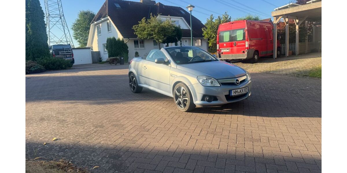 Opel Tigra 165.000 km 1.499 &euro; Hameln 31789