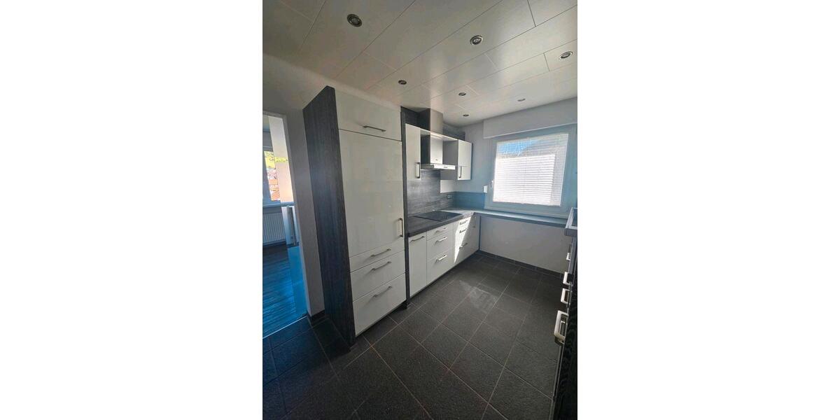 Einfamilienhaus Albstadt Gemarkung Burgfelden - 7 Zimmer, 179 m&sup2;, 419.000&euro; | Angebot:26699351