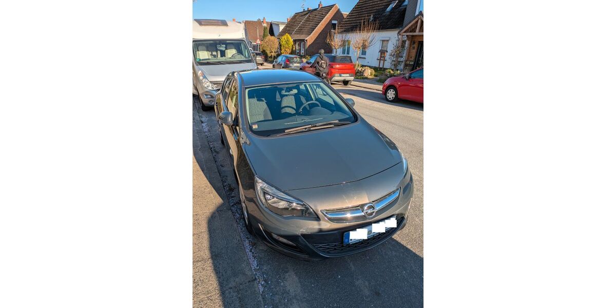 Opel Astra 82.000 km 4.000 &euro; Lübeck 23566